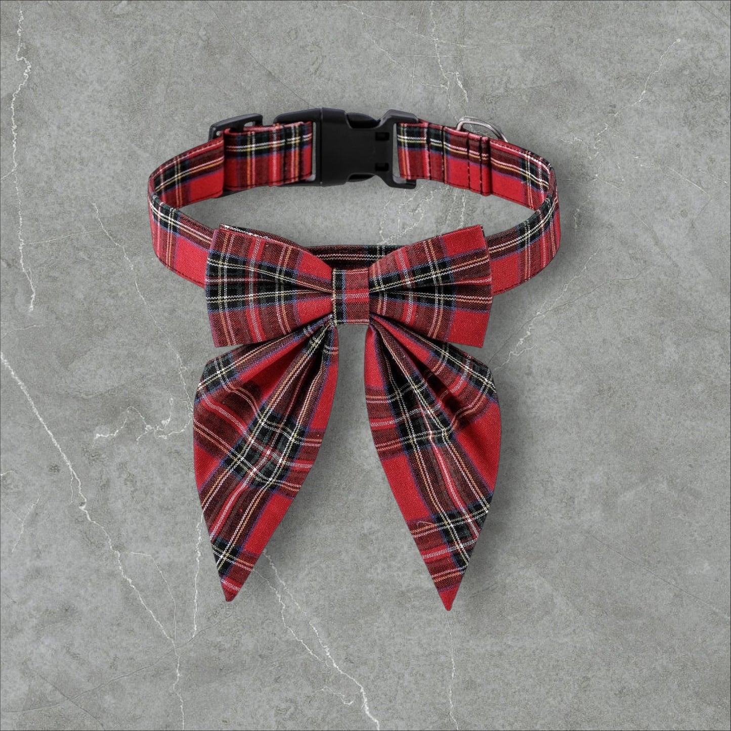 The Classic Holiday Collar